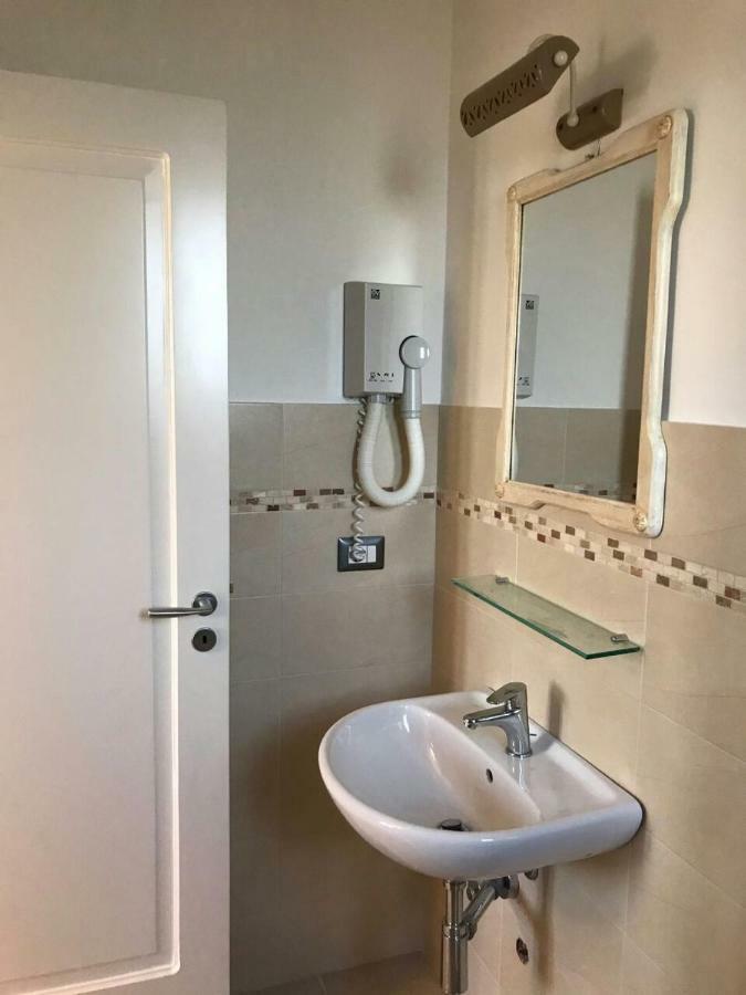Tenuta Terraluna คูโตรฟิอาโน ภายนอก รูปภาพ